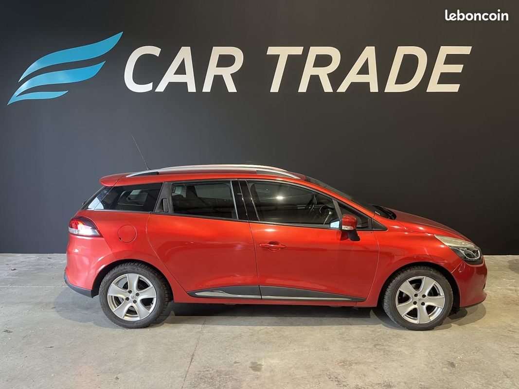 RENAULT CLIO Clio Estate 0.9L TCe - 90CH Intens - REGULATEUR - NAVIGATION - CLIM AUTO (image 3)