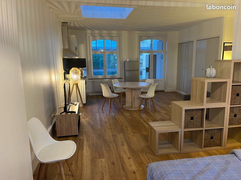 Maison 1 pièce 46 m² · à Lille · 46 m² · 890 €