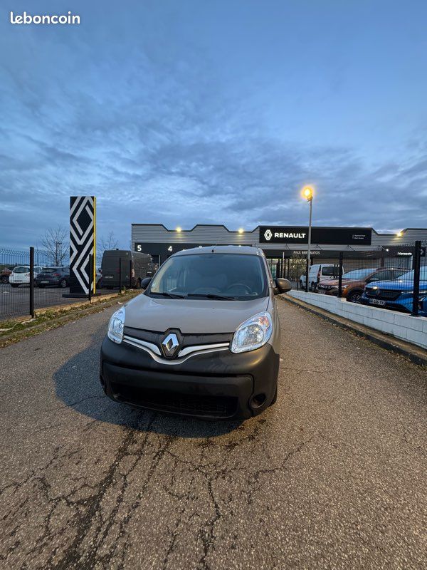 Kangoo maxi 3 place GPS (image 2)