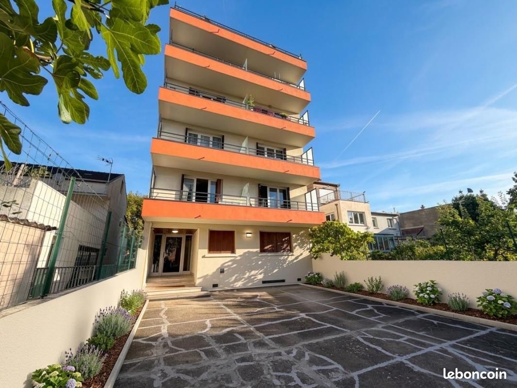 Appartement 1 pièce 15 m² · à Montreuil · 15 m² · 122 000 €