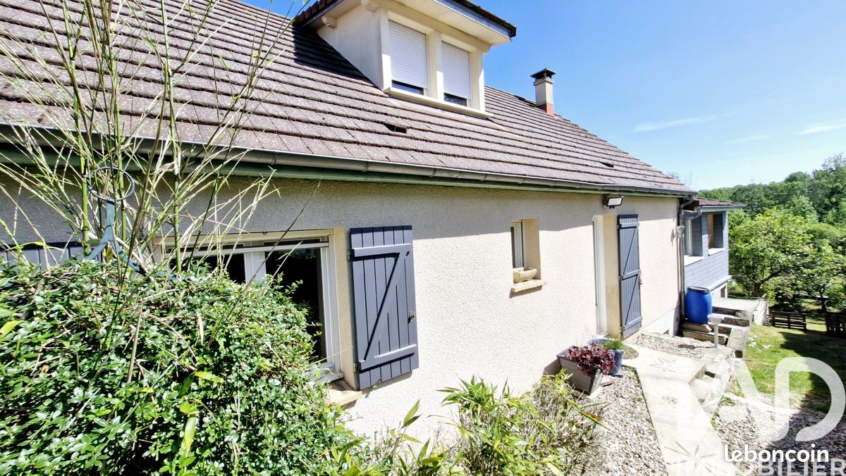 Maison 6 pièces 121 m² · à Houx · 121 m² · 287 000 €