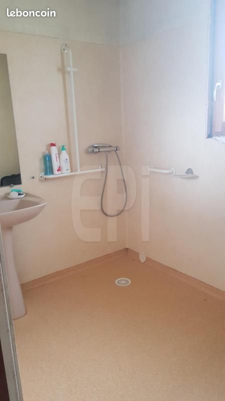 Ferme 5 pièces 145 m² - Moncoutant-sur-Sèvre 79240 La Chapelle-Saint-Étienne (image principale 4)