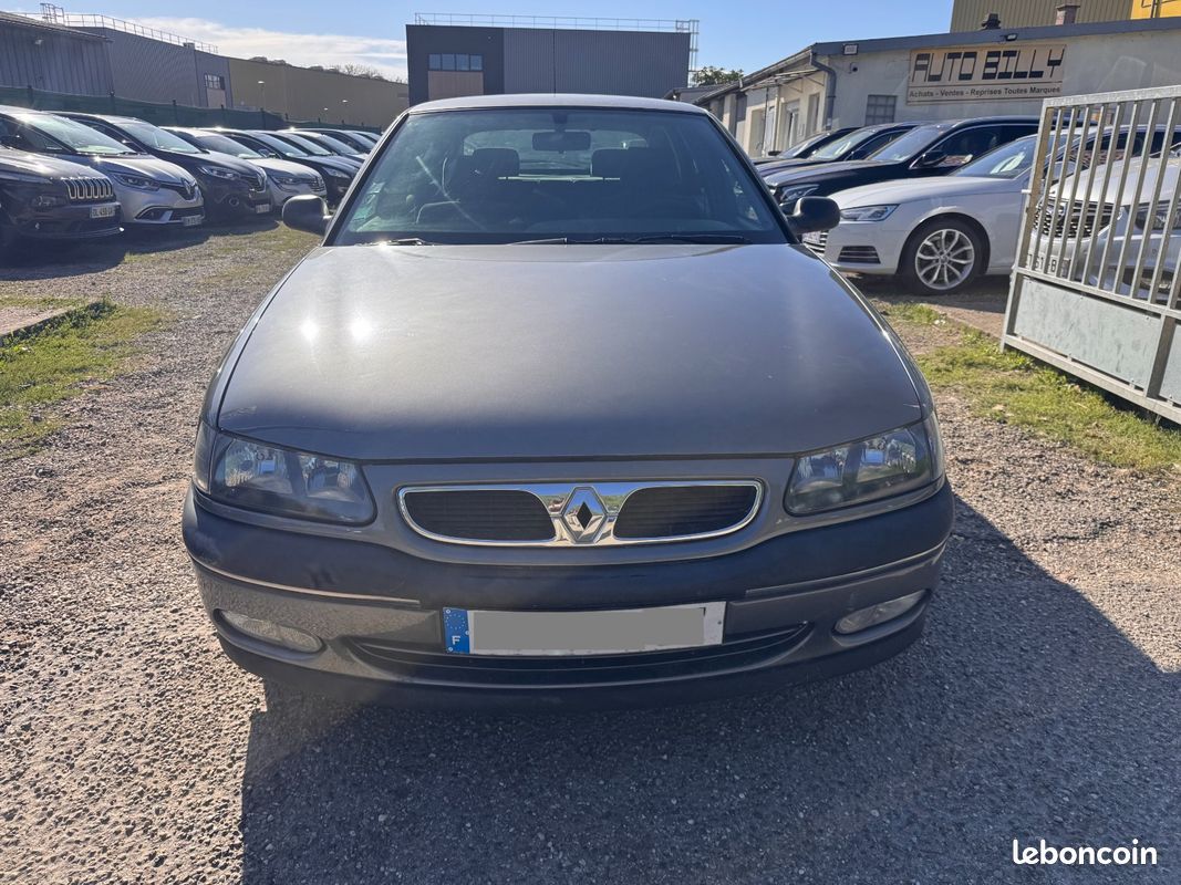 Renault SAFRANE 2.2 dT 113 CV RTE (image 2)