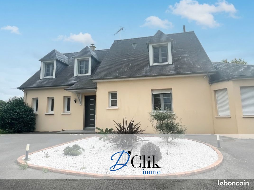Maison 8 pièces 171 m² · à Changé · 171 m² · 331 000 €