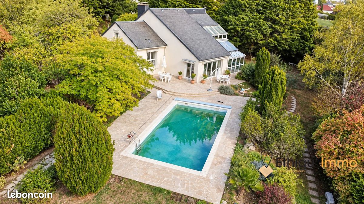 Maison 4 pièces 195 m² · à Éguilly-sous-Bois · 195 m² · 269 000 €