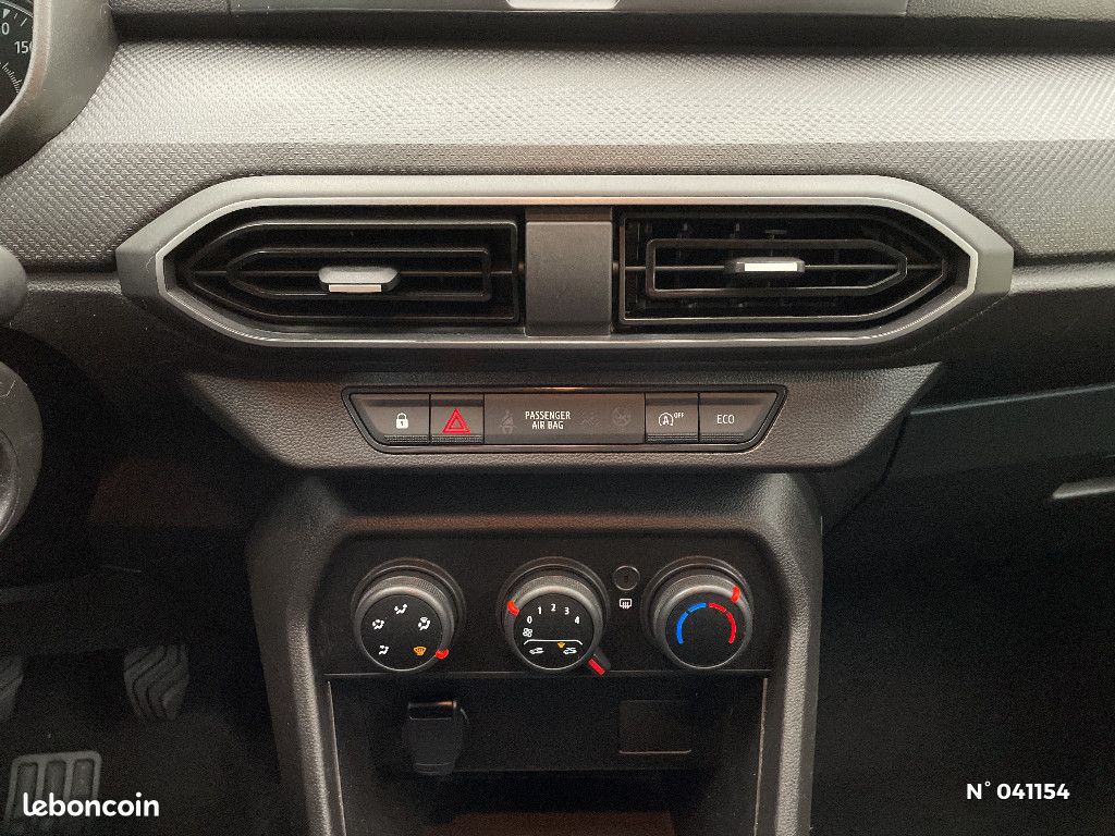 Dacia Sandero ECO-G 100 Essential (image 13)
