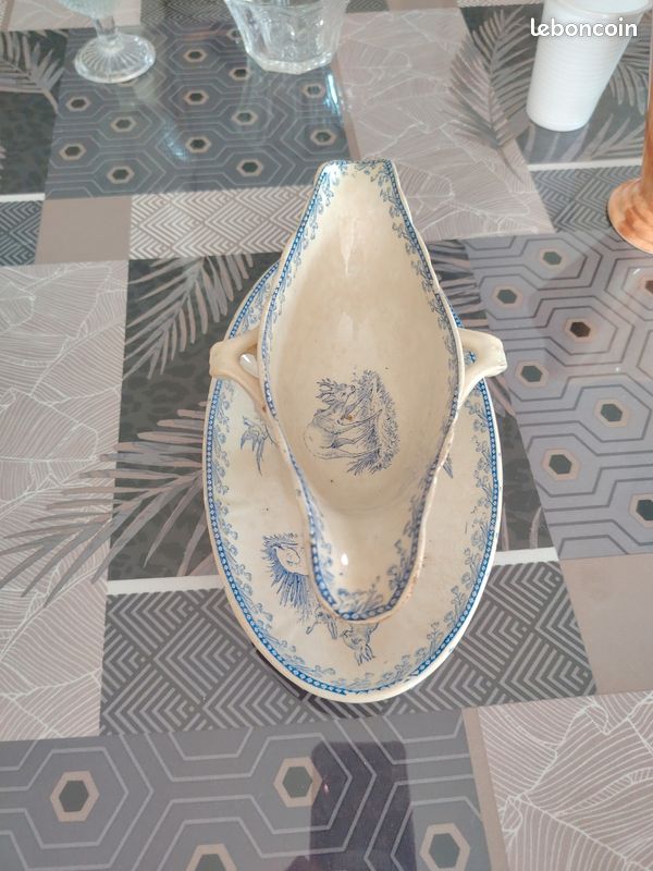 Saucier très ancien (image 1)