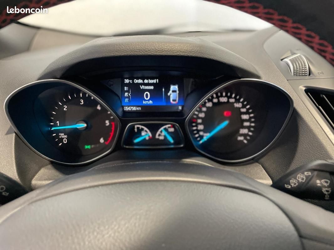 Ford Kuga 1.5 TDCi 120 S&S 4x2 BVM6 ST-Line (image 17)
