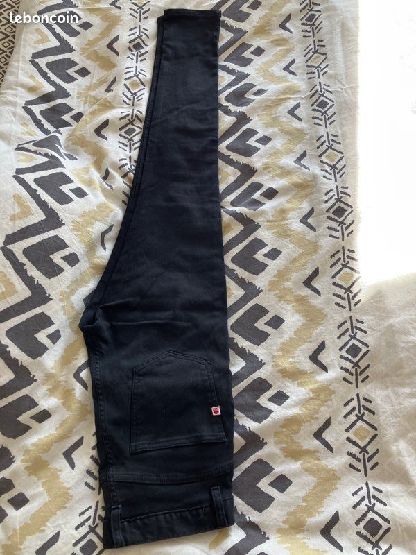 Jean noir 1083 (image 2)