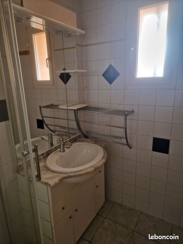 À louer Joli appartement au cœur de Châteauneuf les Martigues (image 5)
