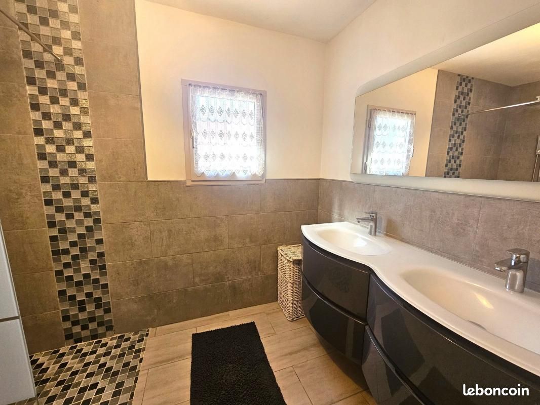 Maison 5 pièces 154 m² (image 8)