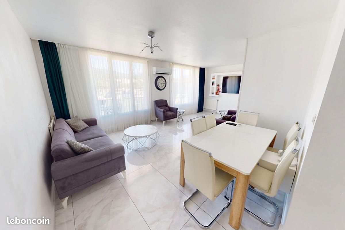 Appartement 5 pièces 85 m² · à Saint-Martin-d'Hères · 85 m² · 170 000 €