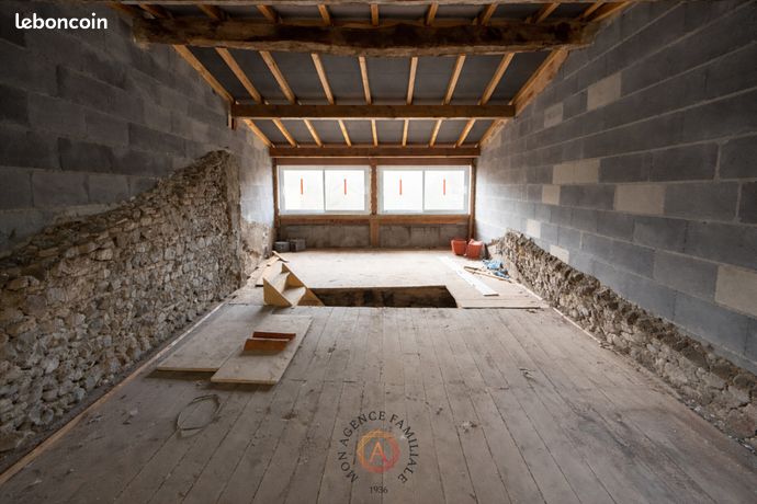 Maison 3 pièces 105 m²