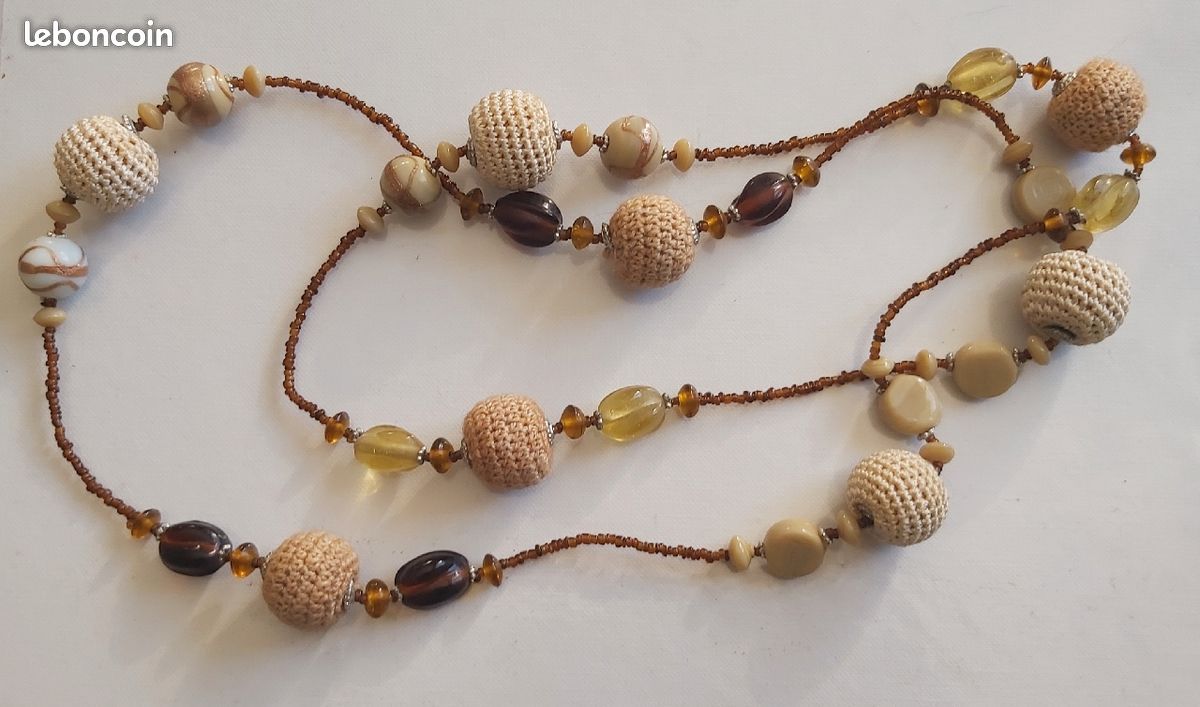 Collier Fantaisie Avec Pendentif Perle De Nacre - Occasion