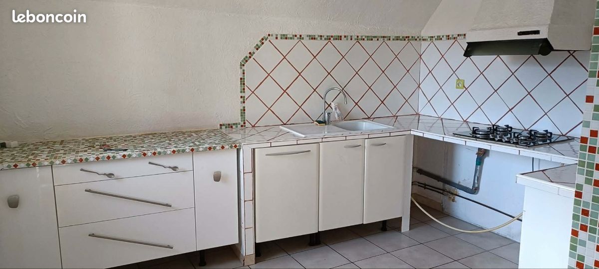 Appartement 4 pièces 100 m² · à Embrun · 100 m² · 750 €/mois
