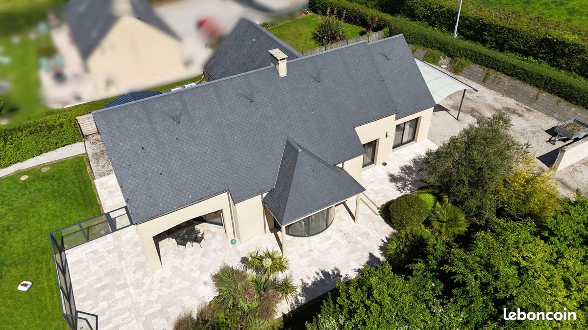 Maison 6 pièces 140 m² · à Sortosville · 140 m² · 395 000 €