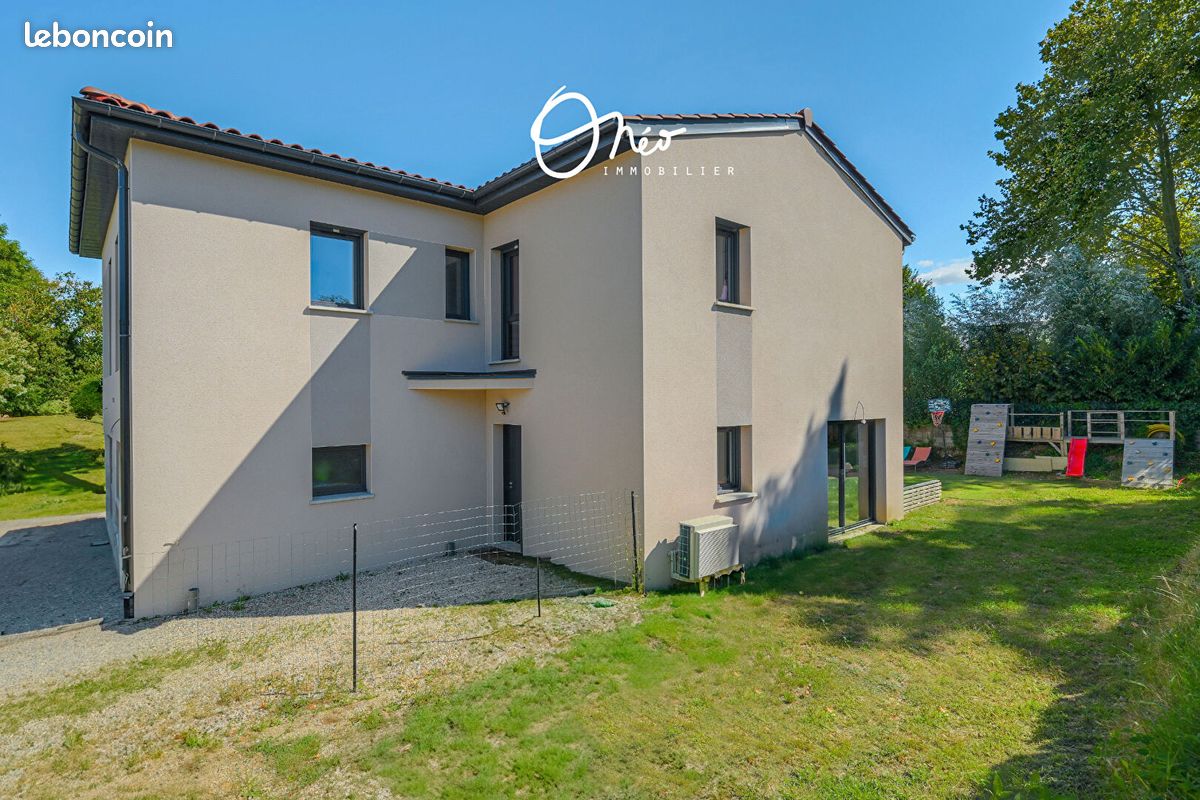 Maison 5 pièces 120 m² · à Chuzelles · 120 m² · 399 000 €