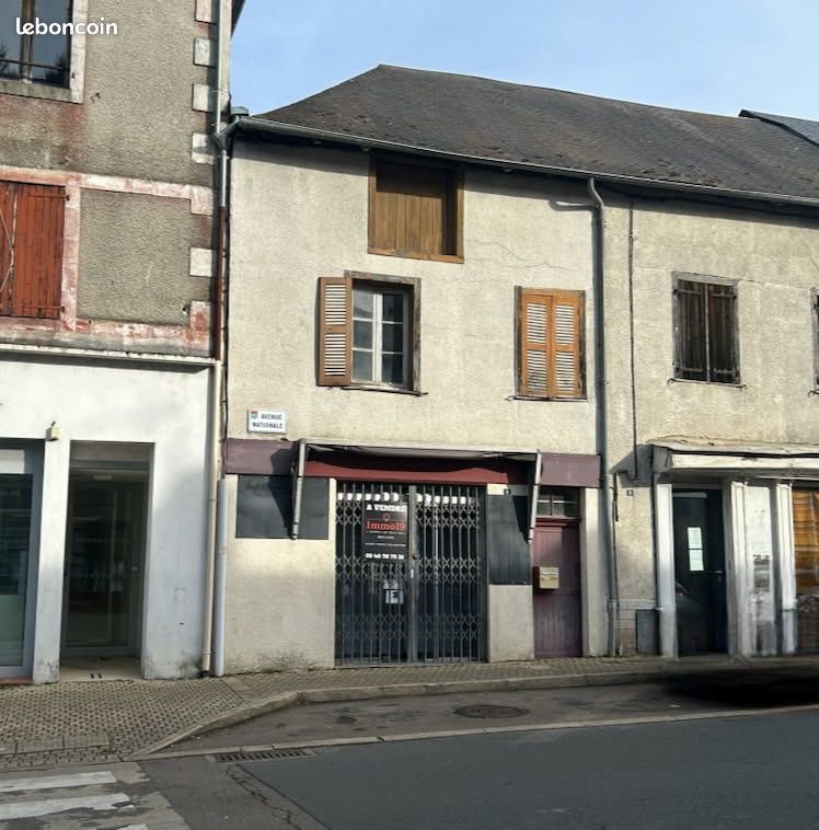 Local commercial 4 pièces 60 m² · à Seilhac · 60 m² · 38 500 €