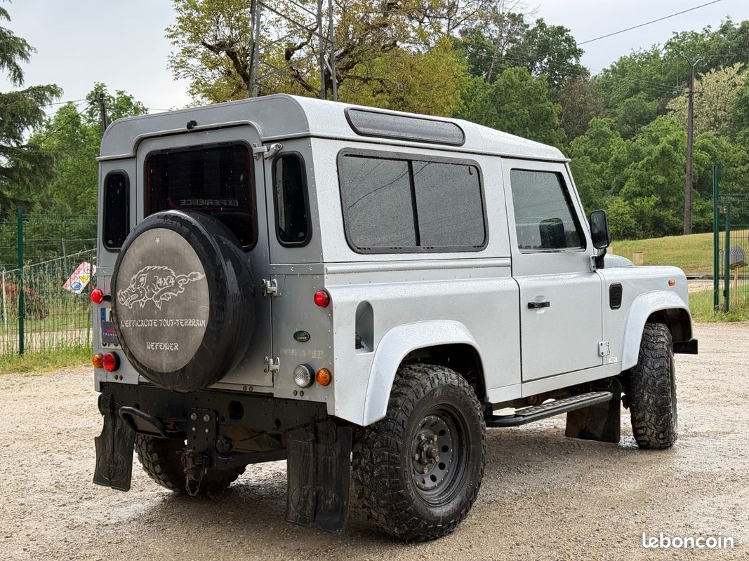 LAND ROVER DEFENDER 90 II STATION WAGON Defender 90 S Historique Complet / Entretien Complet (image 3)