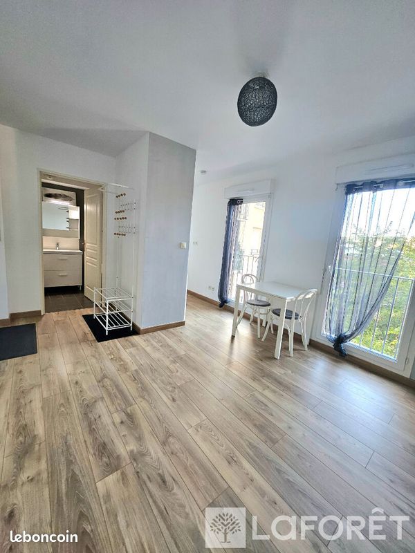 Appartement 1 pièce 22 m² · à Oullins-Pierre-Bénite · 22 m² · 134 000 €