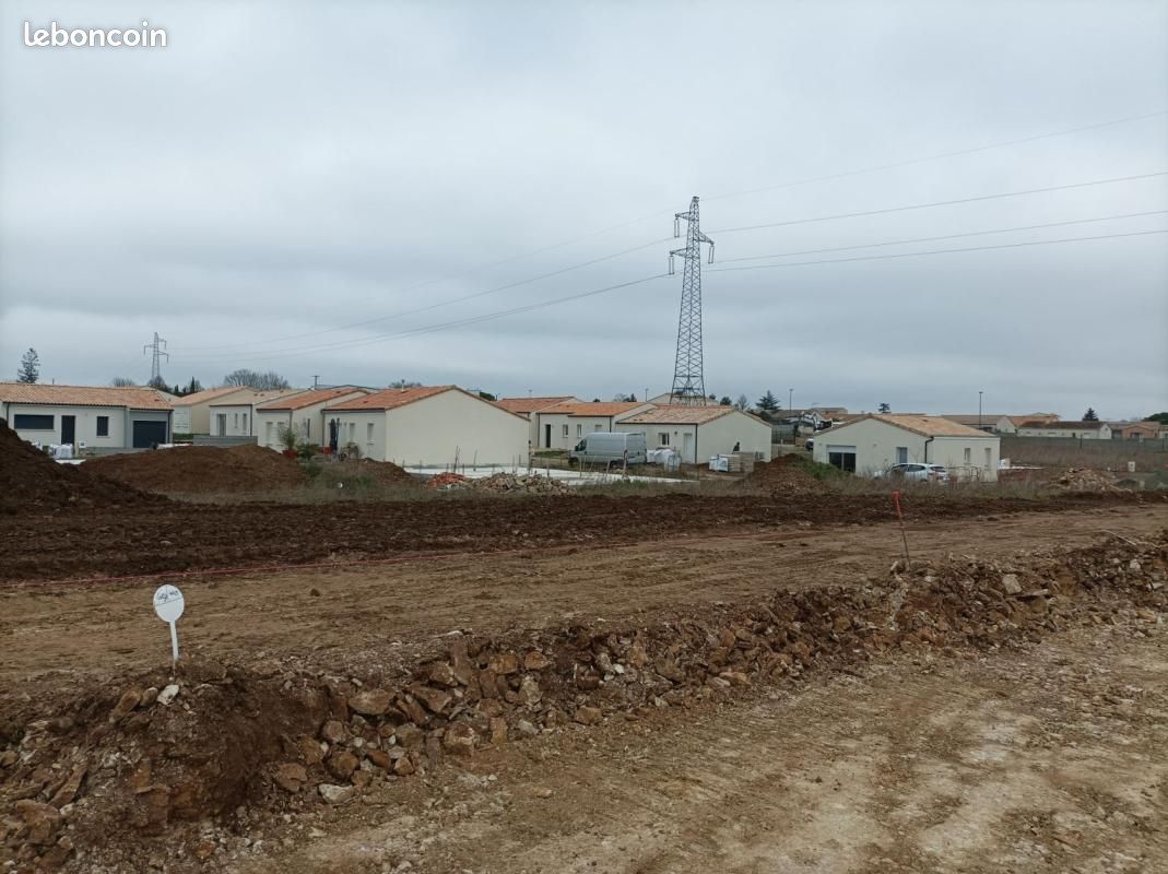 Terrain 369 m² Echire · à Échiré · 42 000 €