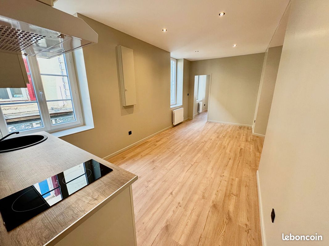 Appartement 2 pièces 38 m² · à Sainte-Foy-lès-Lyon · 38 m² · 870 €