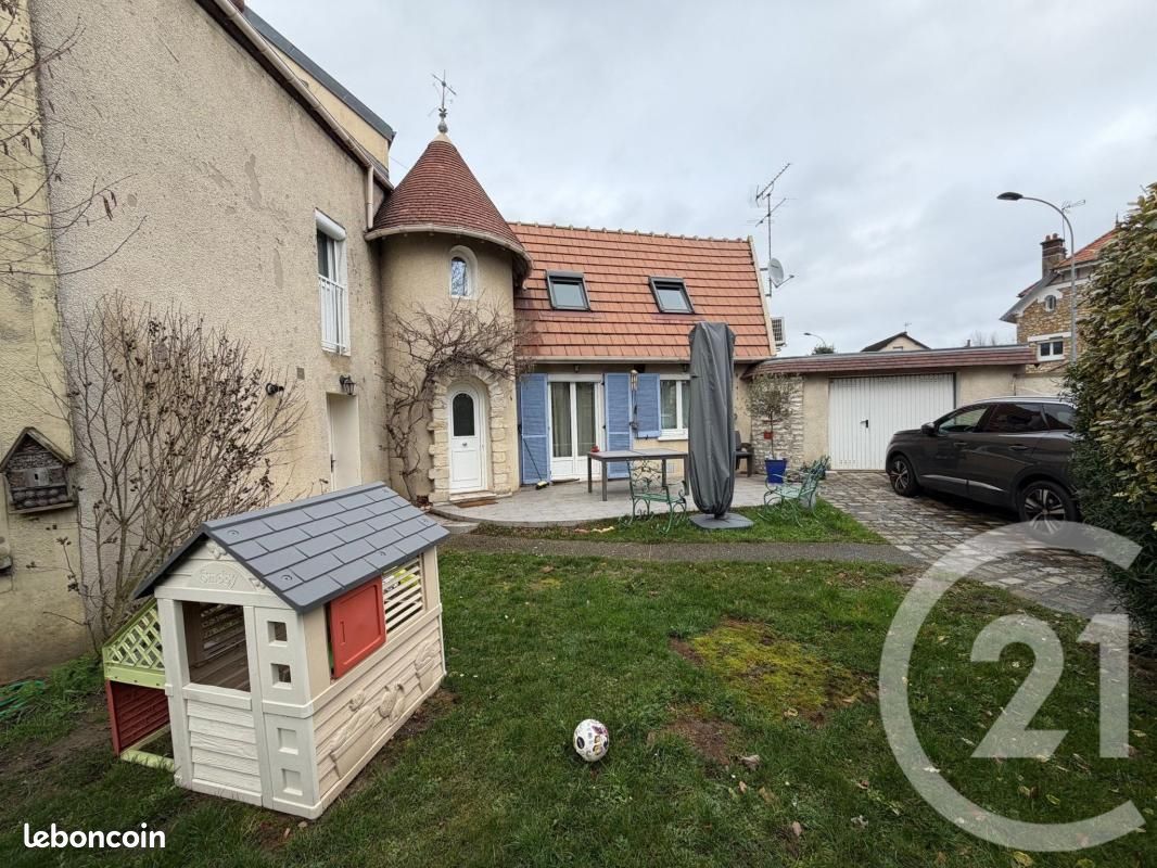 Maison 6 pièces 127 m² · à Domont · 127 m² · 378 000 €