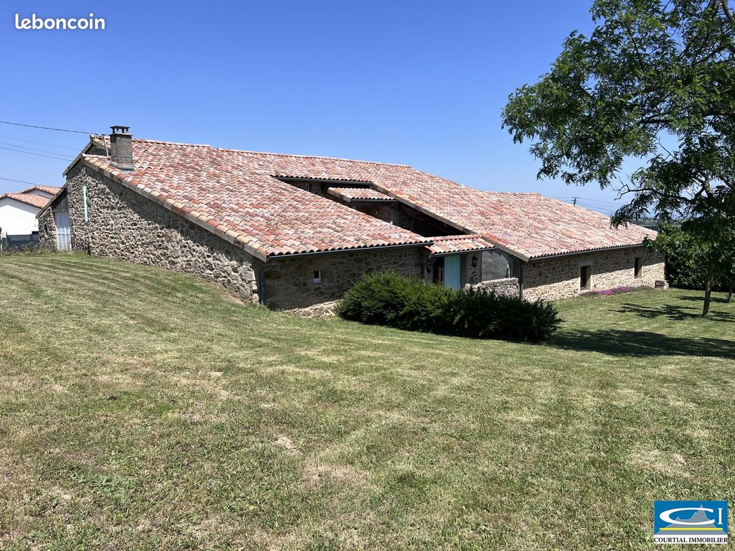 Maison 6 pièces 146 m² · à Étables · 146 m² · 370 000 €