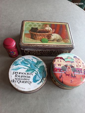 Ancienne Boîte En Fer Rond - Motif Chat En Relief - Années 20 - Rare