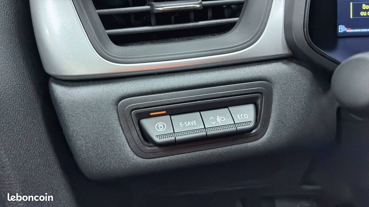 Renault captur e tech full hybrid 145 ch evolution (image 25)