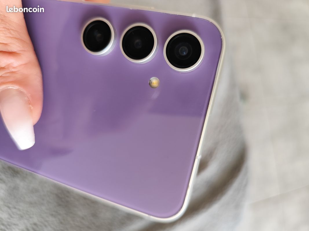 Samsung S23 FE (image 8)