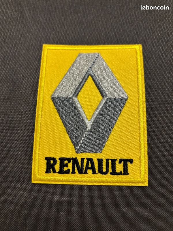 Patch Brodé Thermocollant Clio Williams Sport - 9x8,8 Cm - Écusson Auto à Repasser Pour Vêtements, Sacs