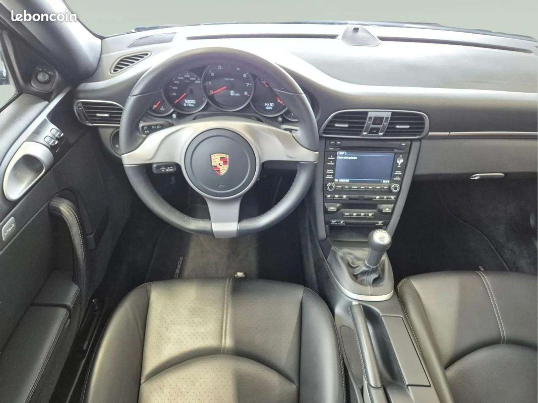 Porsche 911 Type 997.2 Carrera S Coupé * Boîte Manuelle * 385 ch * Toit Ouvrant * PASM * Faible KM (image 16)