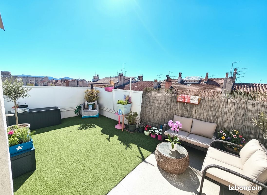 Appartement 4 pièces 91 m² · à Marseille · 91 m² · 390 000 €