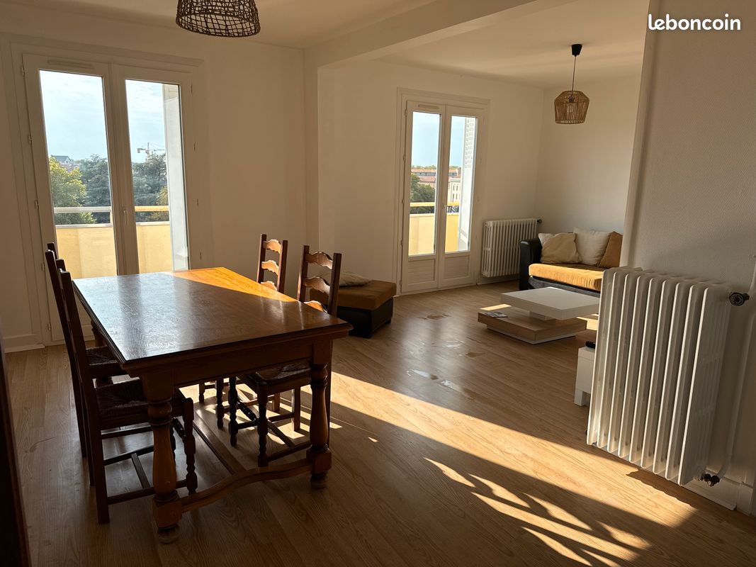 Appartement 4 pièces 80 m² · à Castres · 80 m² · 820 €/mois