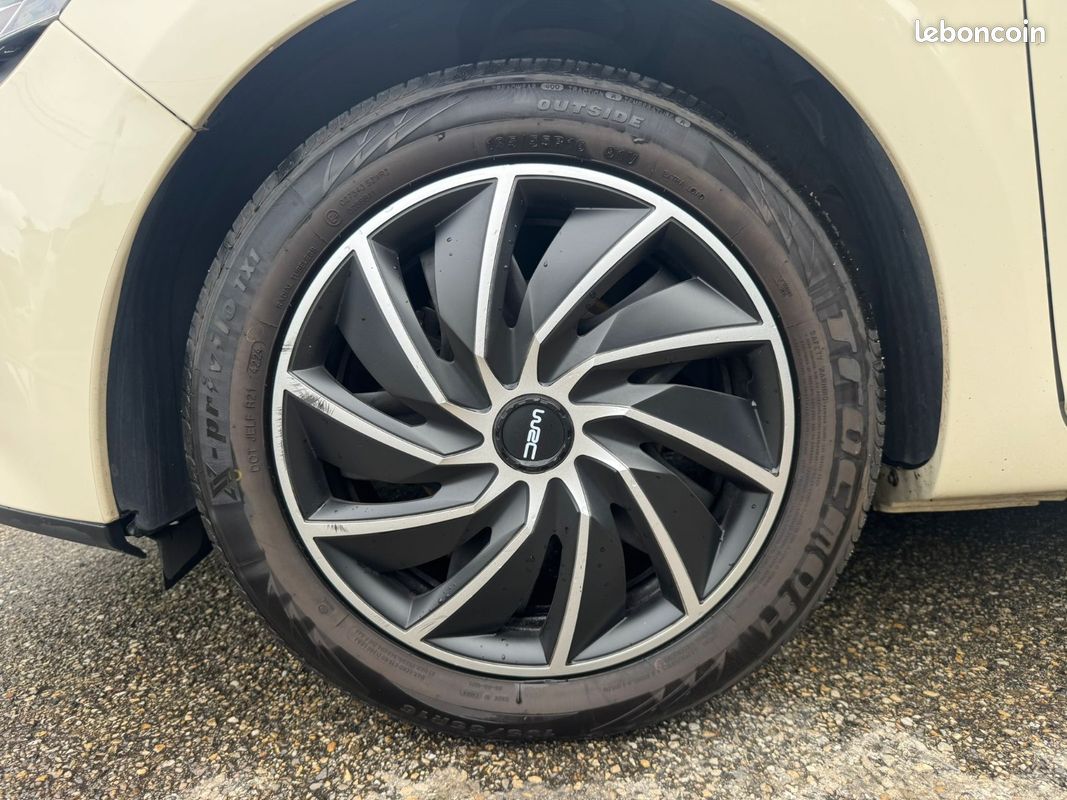 RENAULT CLIO IV dCi 90 eco2 - VÉHICULE CONTROLÉ/GARANTI (image 16)