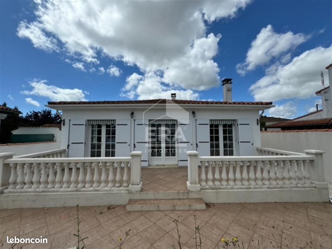 Maison 4 pièces 127 m² · à Royan · 127 m² · 1 000 €