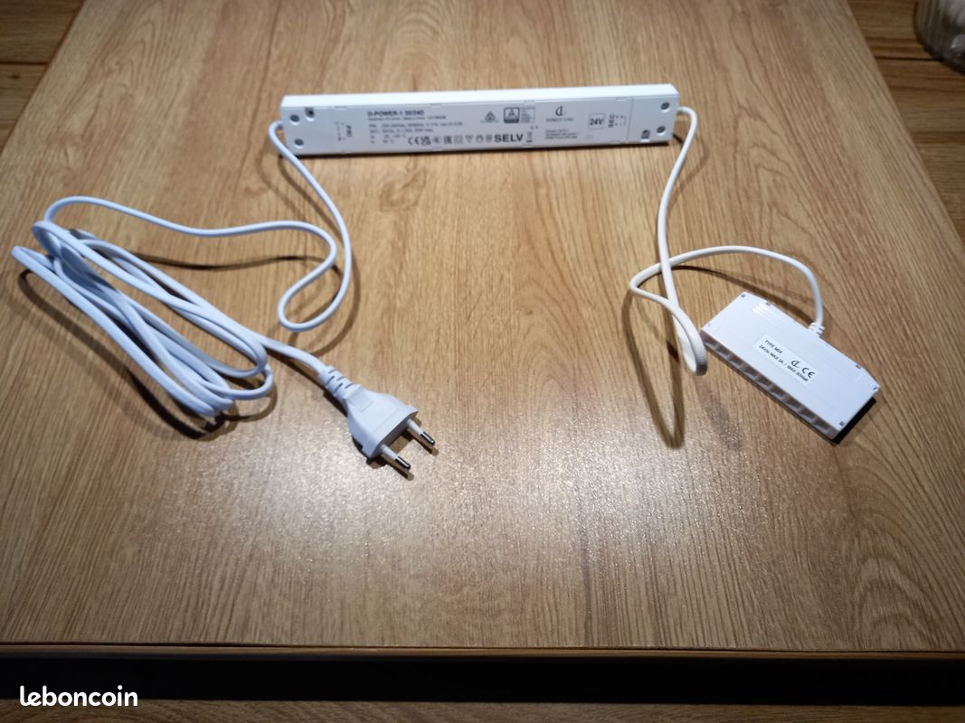 Convertisseur 220V/24V continu-30W pour LED (image 1)