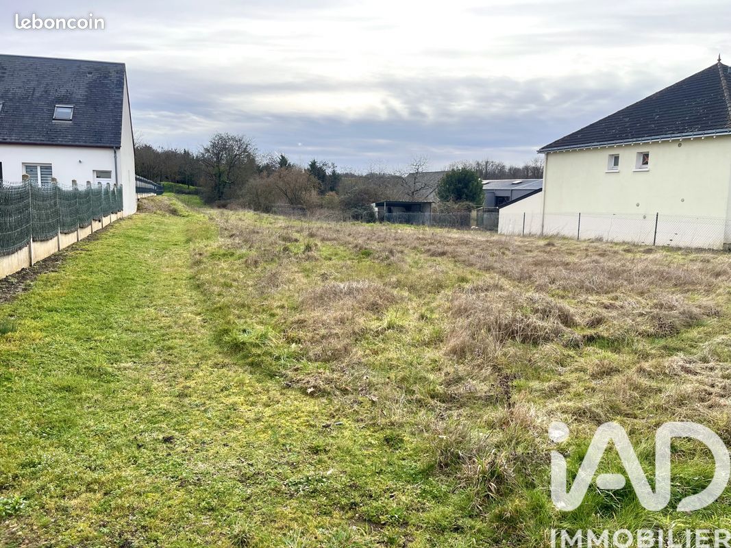 Terrain 1846 m² · à Pont-de-Ruan · 1 846 m² · 76 000 €