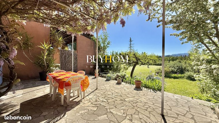 Propriété 12 pièces 345 m²
