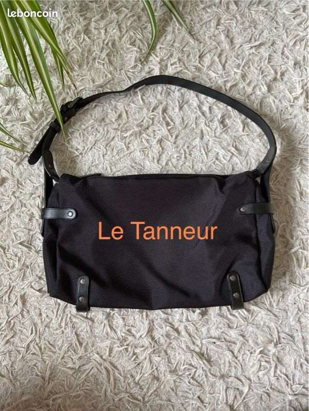 Le Tanneur Sac à main porté épaule noir cuir et textile rivets