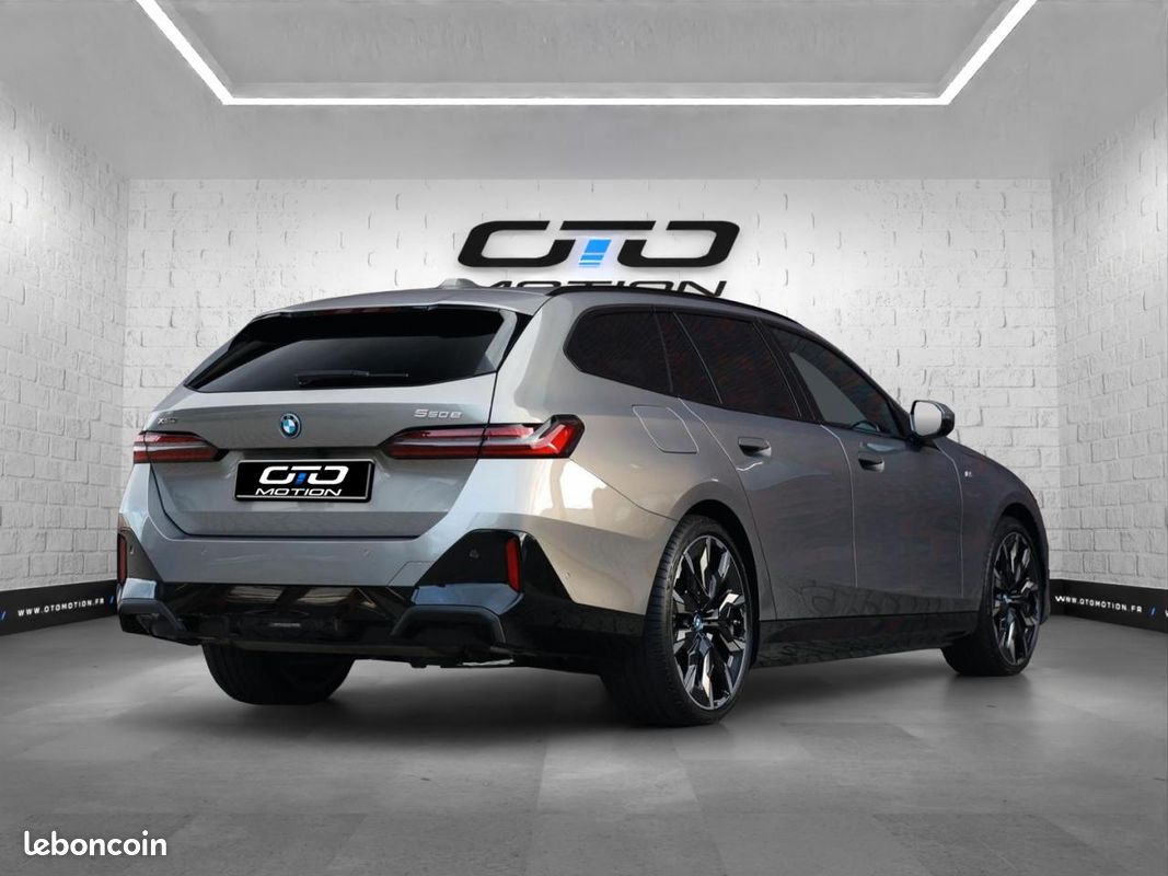 15 SERIE 5 TOURING Touring 550e xDrive PHEV 489 ch BVA8 G61 M Sport (image 5)