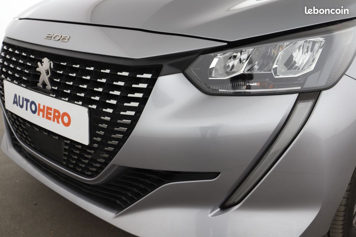 Peugeot 208 1.2 PureTech Allure Pack 100 ch (image 29)