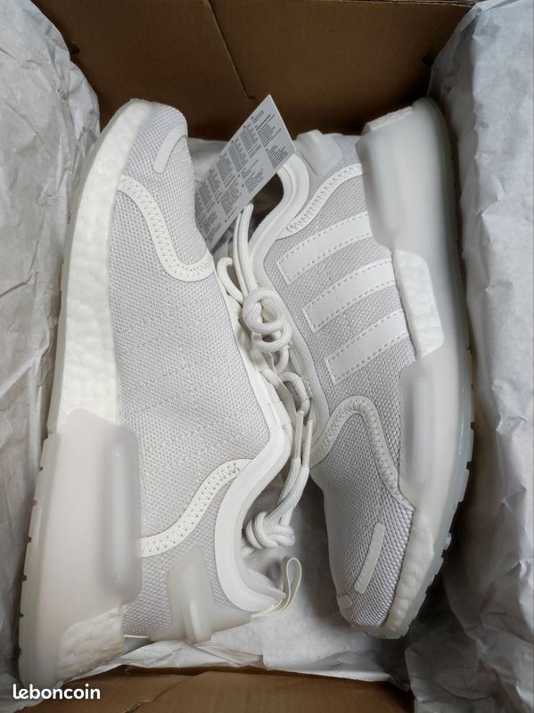 adidas gazelle silver green womens ADIDAS NMD V3J Sneaker