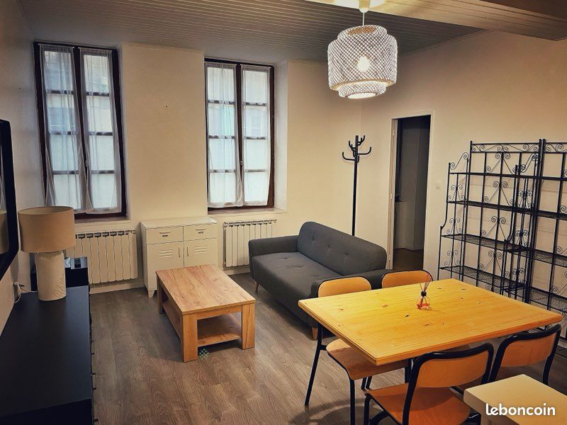 Appartement 2 pièces 39 m² · à Moulins · 39 m² · 440 €