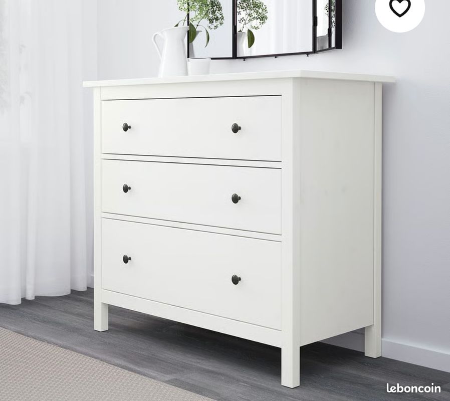Commode (image 1)