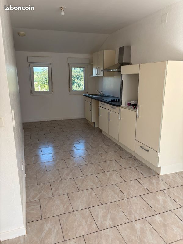 Appartement 4 pièces 68 m² · à Kirrberg · 68 m² · 585 €