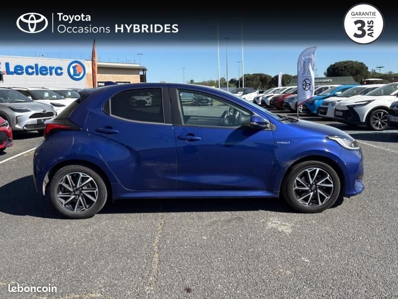 Toyota Yaris 116h Design 5p (image 17)