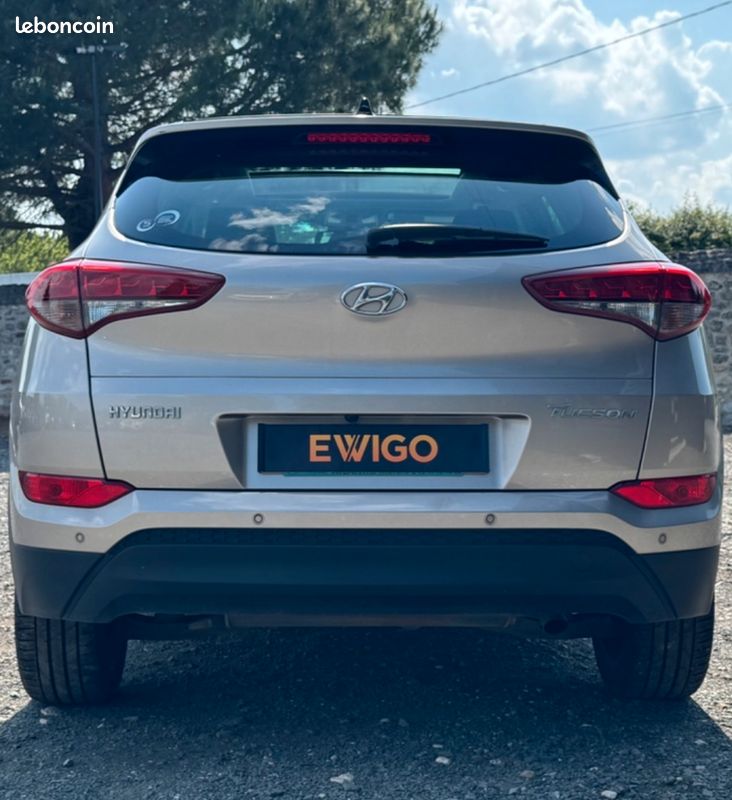 HYUNDAI TUCSON 1.7 CRDI 140 CREATIVE - TOIT OUVRANT - CARPLAY - SIÈGES CHAUFFANTs (image 24)