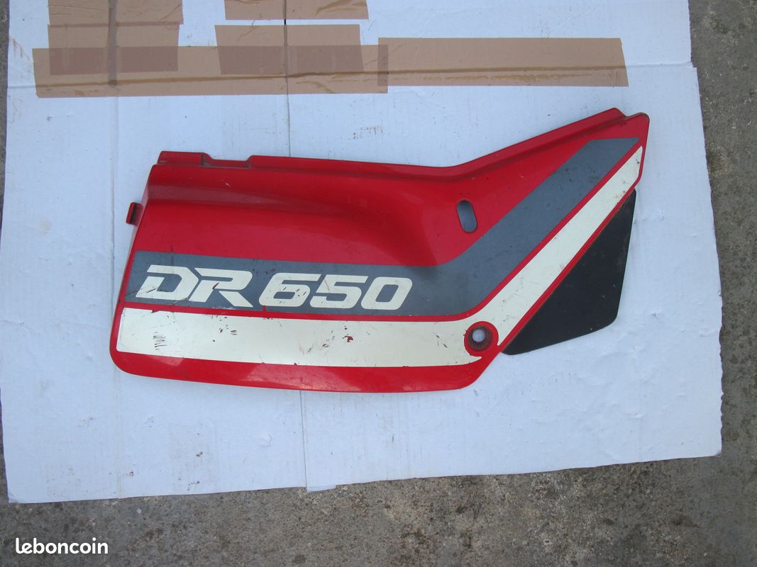 Caches latéraux pour Suzuki 650 DR RS SE - SP42A - SP43A